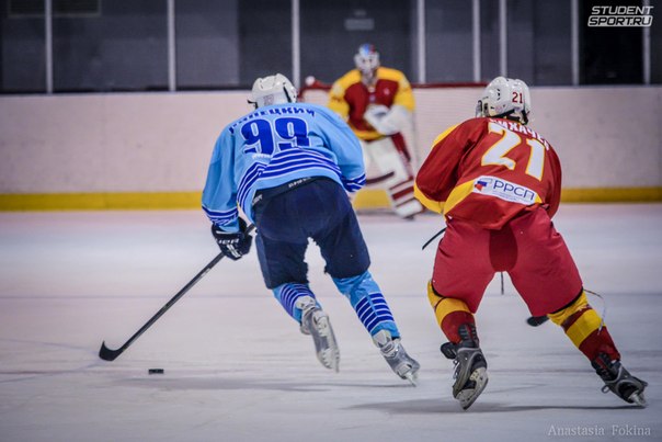 студенческий хоккей МАТИ РЭУ_2.jpg